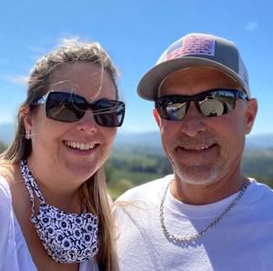 Meet your Posher, Gloria